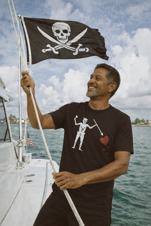 Captain Blackbeard Flag Tee | Vintage Pirate Jolly Roger Graphic